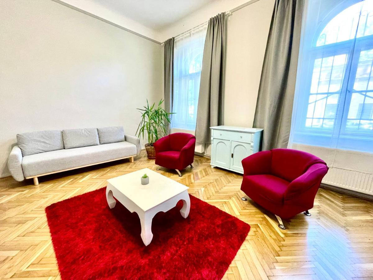 Fullmoon Apartments 2 Szeged Extérieur photo